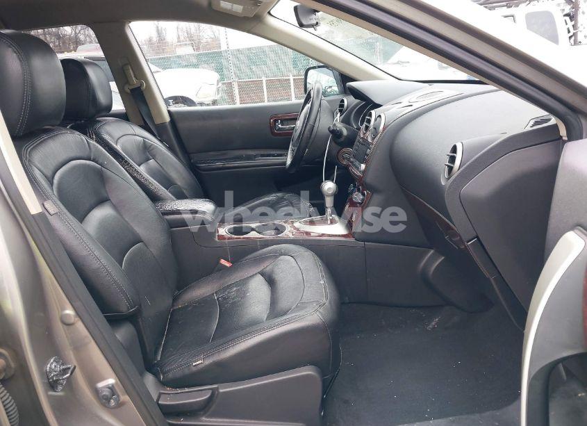 Photo 5 of 2011 Nissan Rogue SV (VIN JN8AS5MV1BW661350)