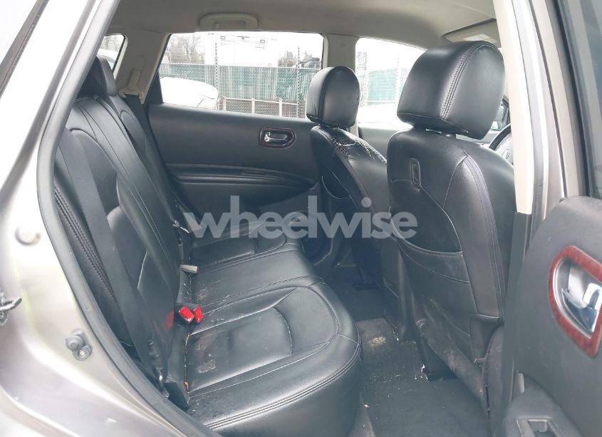 Photo 8 of 2011 Nissan Rogue SV (VIN JN8AS5MV1BW661350)