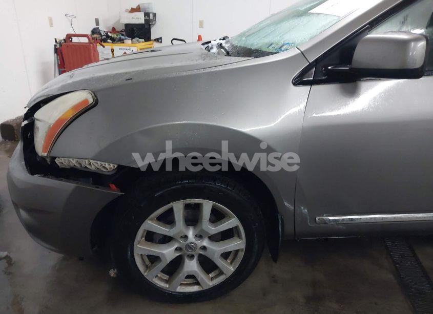Photo 17 of 2011 Nissan Rogue SV (VIN JN8AS5MV1BW667181)