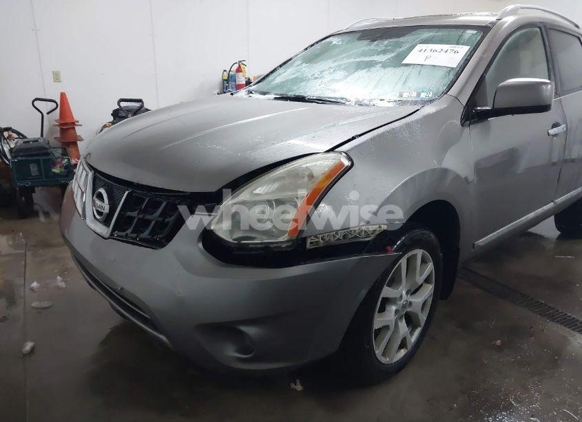 Photo 6 of 2011 Nissan Rogue SV (VIN JN8AS5MV1BW667181)