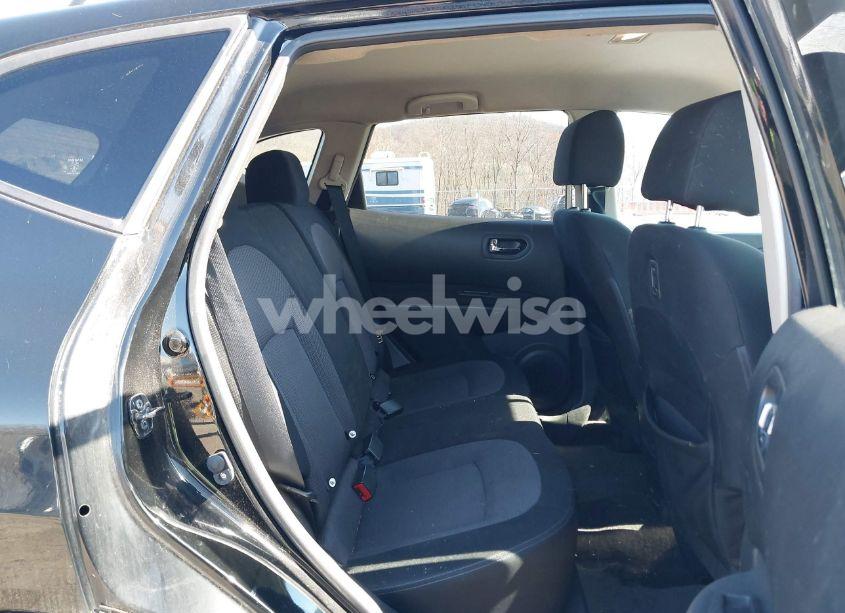 Photo 8 of 2011 Nissan Rogue SV (VIN JN8AS5MV1BW674955)