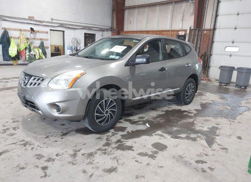 Photo 2 of 2011 Nissan Rogue S (VIN JN8AS5MV1BW677001)