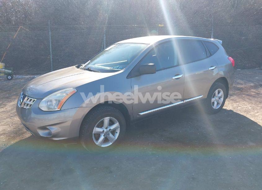 Photo 2 of 2012 Nissan Rogue S (VIN JN8AS5MV1CW382370)