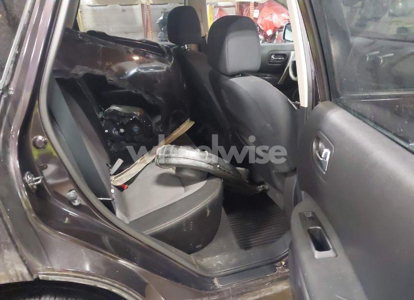 Photo 8 of 2012 Nissan Rogue SV (VIN JN8AS5MV1CW395104)