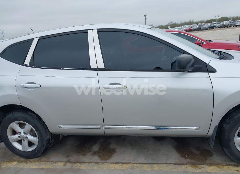 Photo 13 of 2012 Nissan Rogue S (VIN JN8AS5MV1CW707406)