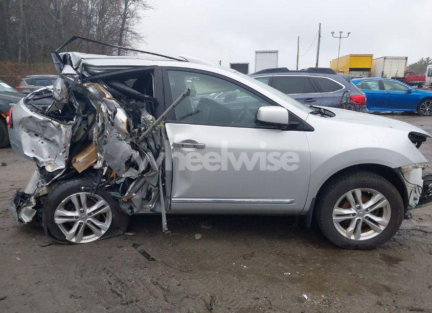 Photo 14 of 2013 Nissan Rogue SV (VIN JN8AS5MV1DW117210)