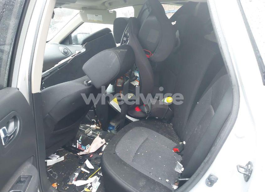 Photo 8 of 2013 Nissan Rogue SV (VIN JN8AS5MV1DW117210)