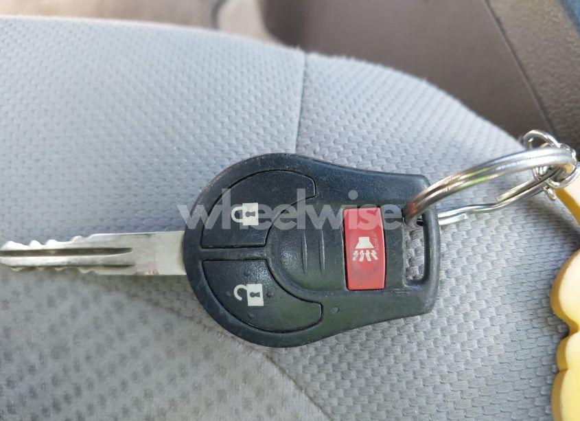 Photo 11 of 2013 Nissan Rogue S (VIN JN8AS5MV1DW122133)