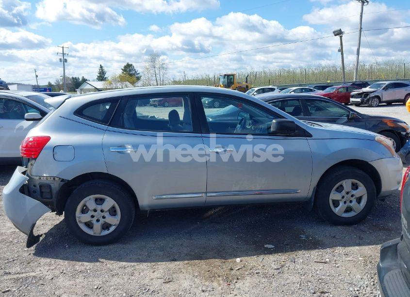 Photo 13 of 2013 Nissan Rogue S (VIN JN8AS5MV1DW122133)