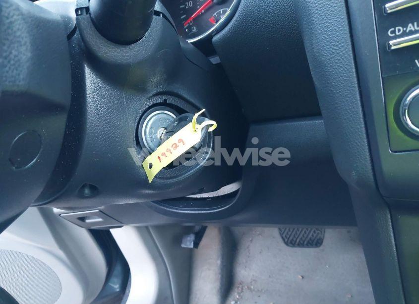 Photo 11 of 2013 Nissan Rogue S (VIN JN8AS5MV1DW122861)