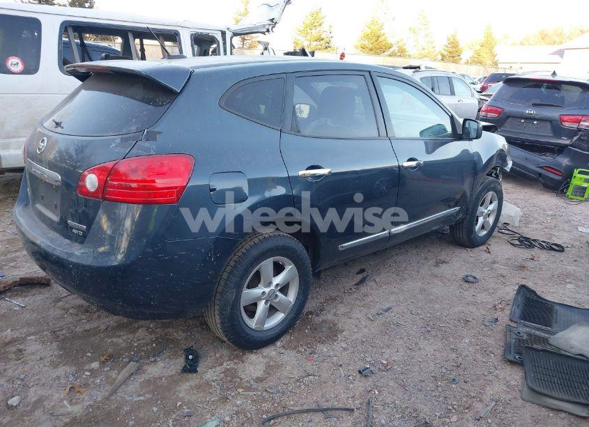 Photo 4 of 2013 Nissan Rogue S (VIN JN8AS5MV1DW122861)