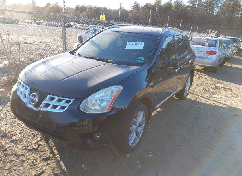 Photo 2 of 2013 Nissan Rogue SV W/SL PKG (VIN JN8AS5MV1DW143144)