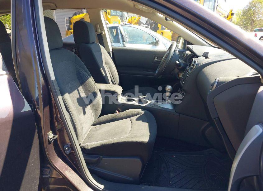 Photo 5 of 2013 Nissan Rogue S (VIN JN8AS5MV1DW145248)