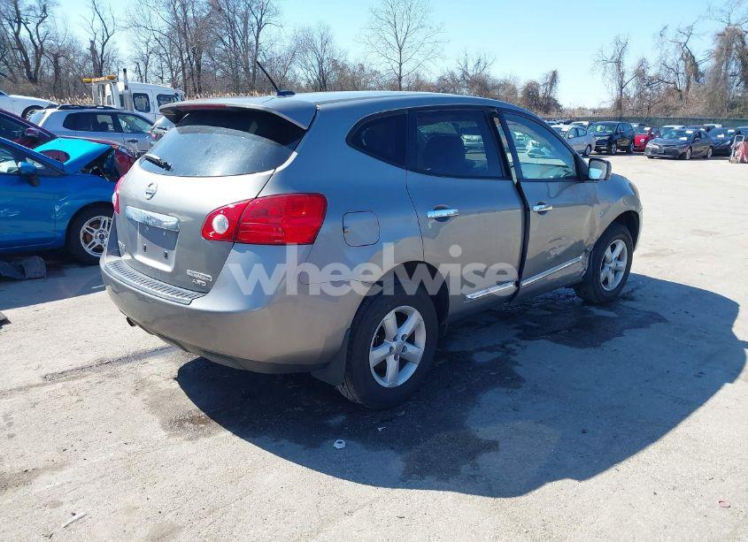 Photo 4 of 2013 Nissan Rogue S (VIN JN8AS5MV1DW613706)