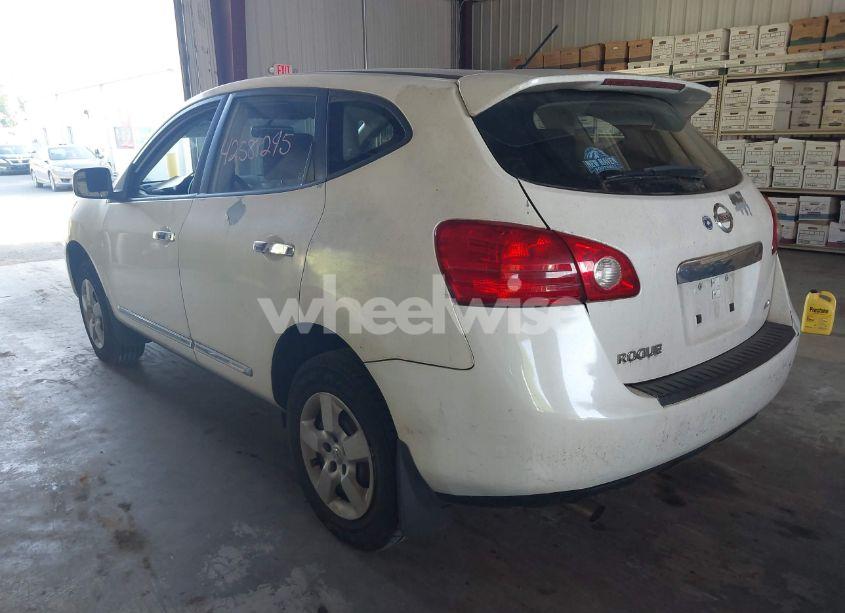 Photo 3 of 2013 Nissan Rogue S (VIN JN8AS5MV1DW622034)