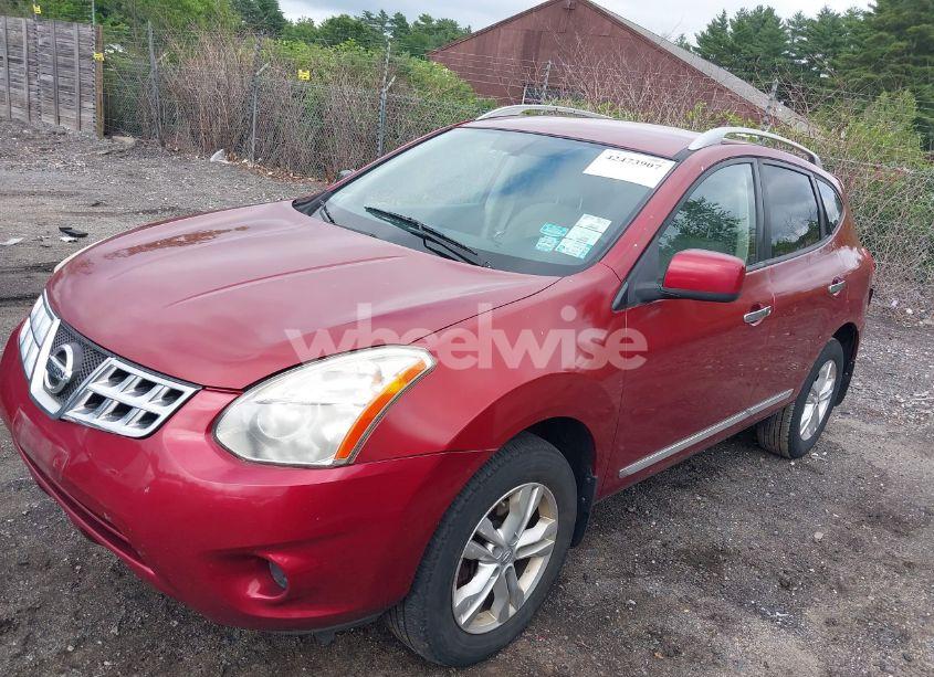 Photo 2 of 2013 Nissan Rogue SV (VIN JN8AS5MV1DW628173)