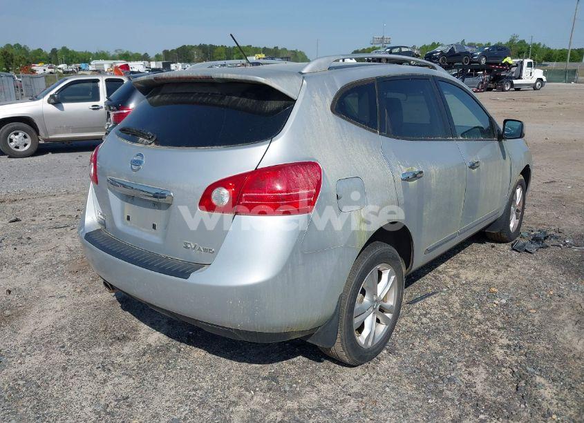 Photo 4 of 2013 Nissan Rogue SV (VIN JN8AS5MV1DW645281)