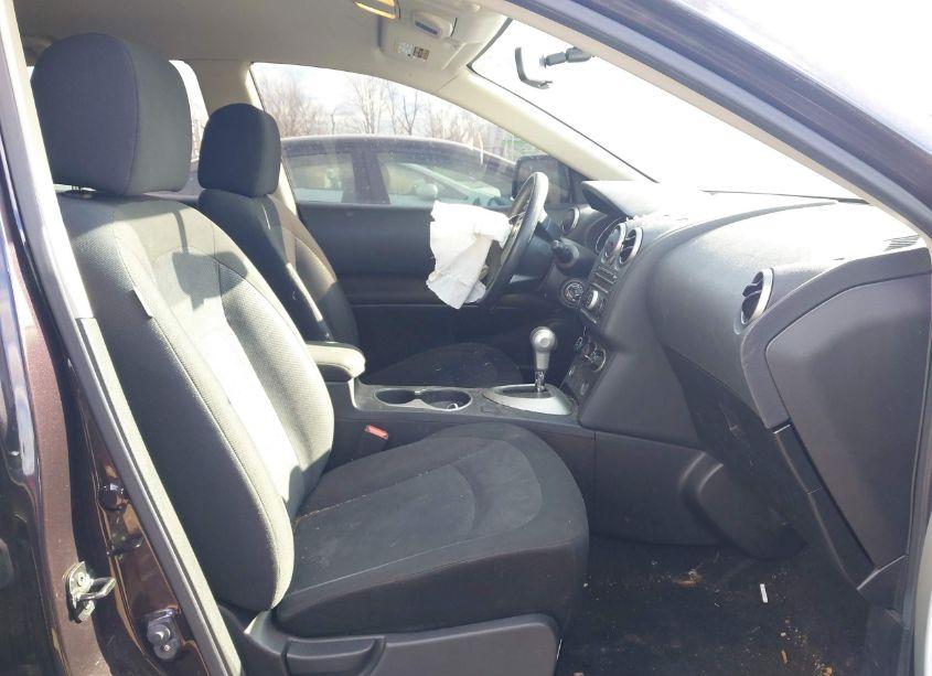 Photo 5 of 2013 Nissan Rogue S (VIN JN8AS5MV1DW646253)