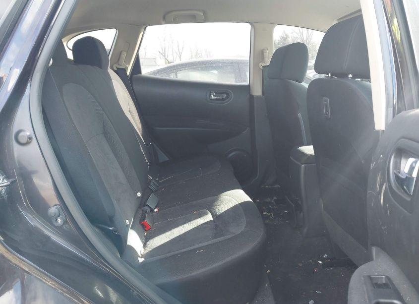 Photo 8 of 2013 Nissan Rogue S (VIN JN8AS5MV1DW646253)