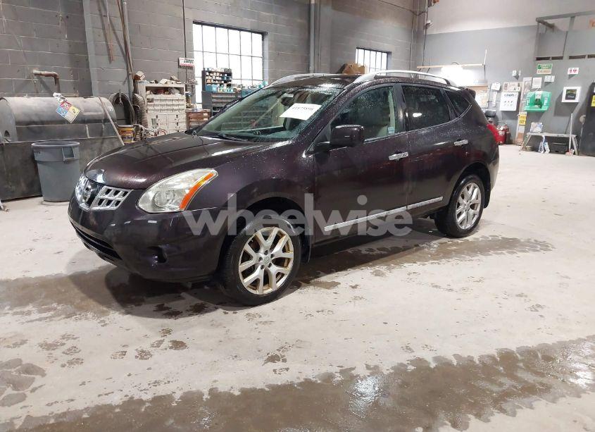 Photo 2 of 2013 Nissan Rogue SV W/SL PKG (VIN JN8AS5MV1DW650190)