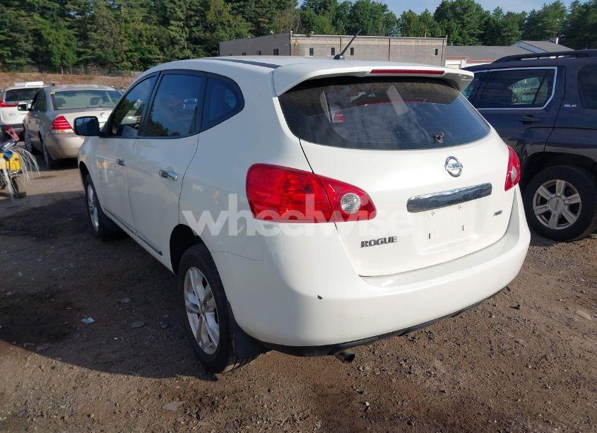 Photo 3 of 2013 Nissan Rogue S (VIN JN8AS5MV1DW663201)