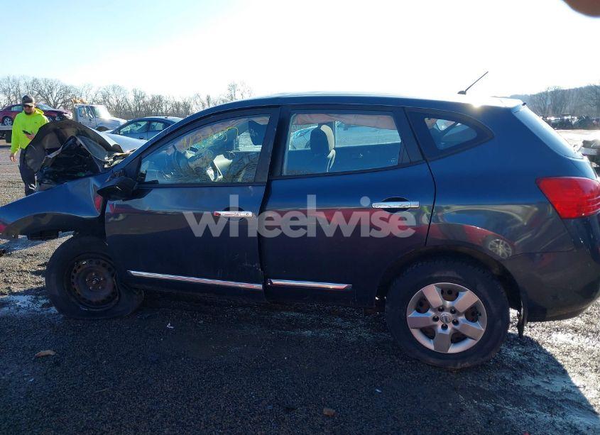 Photo 15 of 2014 Nissan Rogue SELECT S (VIN JN8AS5MV1EW704119)