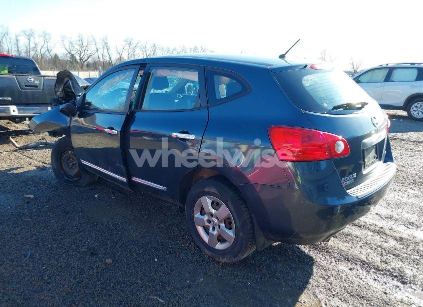 Photo 3 of 2014 Nissan Rogue SELECT S (VIN JN8AS5MV1EW704119)