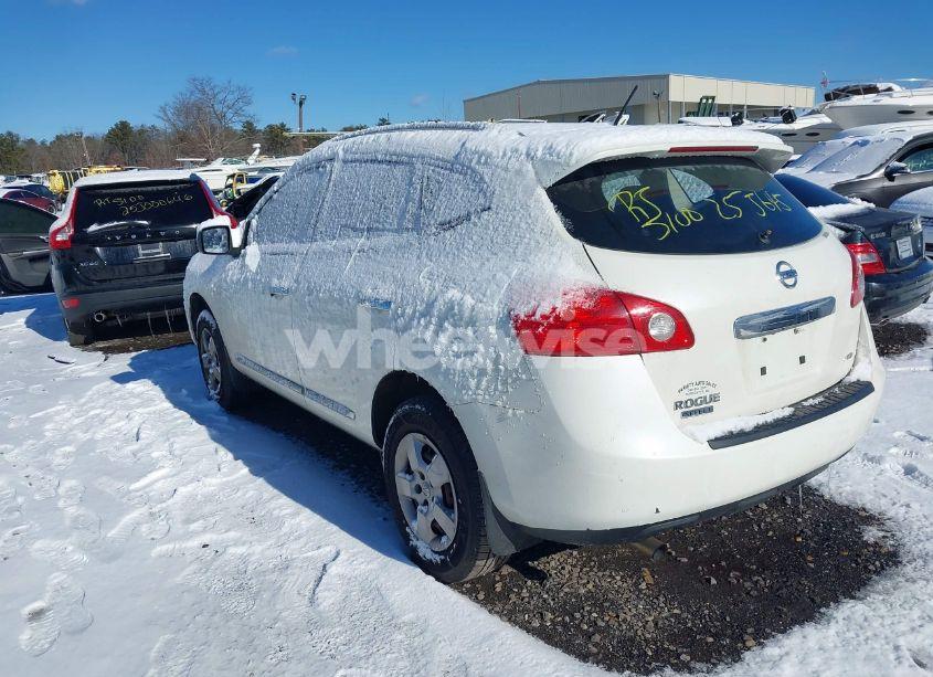 Photo 3 of 2014 Nissan Rogue SELECT S (VIN JN8AS5MV1EW713290)
