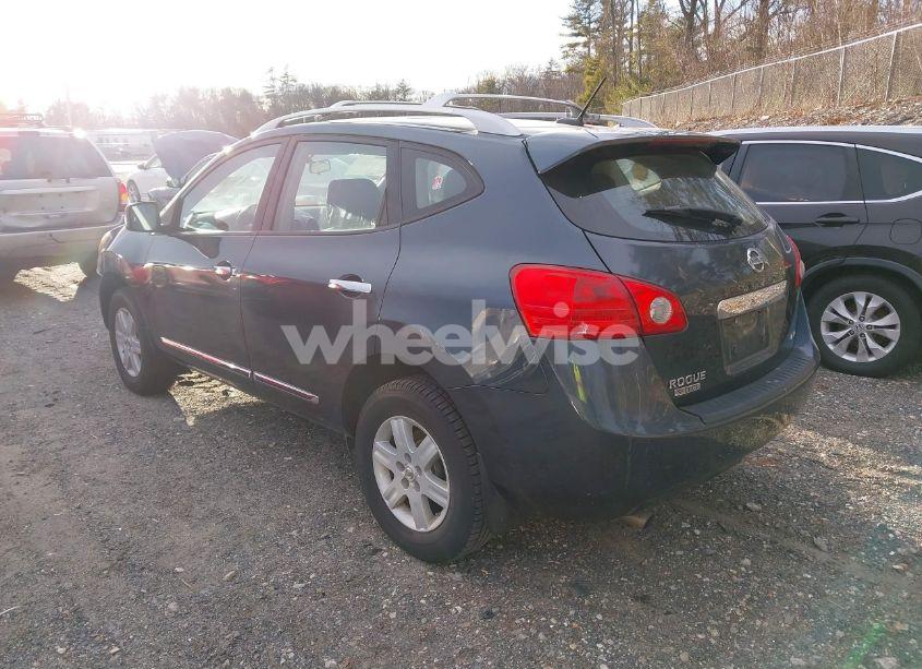 Photo 3 of 2014 Nissan Rogue SELECT S (VIN JN8AS5MV1EW717193)