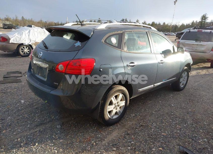 Photo 4 of 2014 Nissan Rogue SELECT S (VIN JN8AS5MV1EW717193)