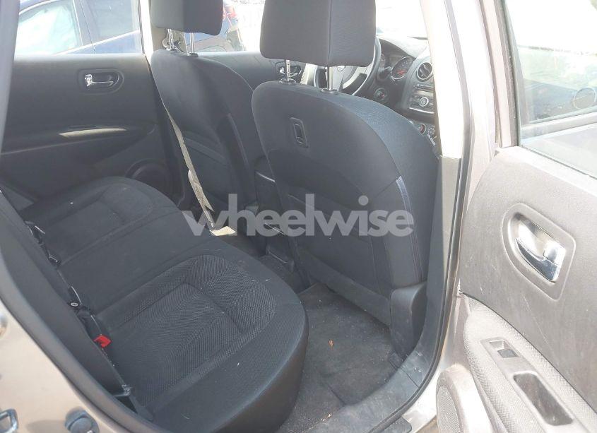 Photo 8 of 2015 Nissan Rogue SELECT S (VIN JN8AS5MV1FW252318)