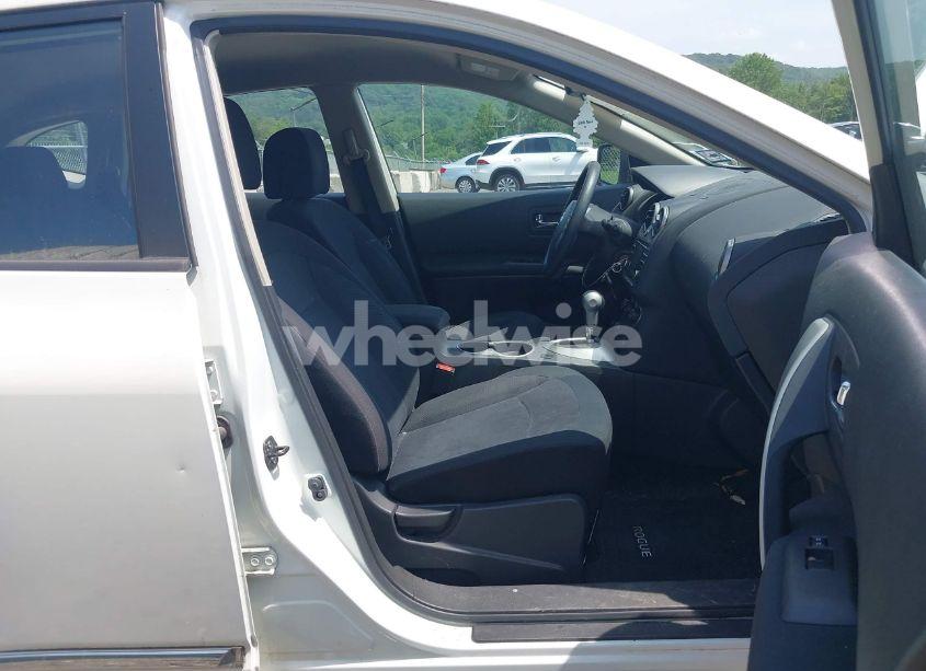 Photo 5 of 2015 Nissan Rogue SELECT S (VIN JN8AS5MV1FW753421)