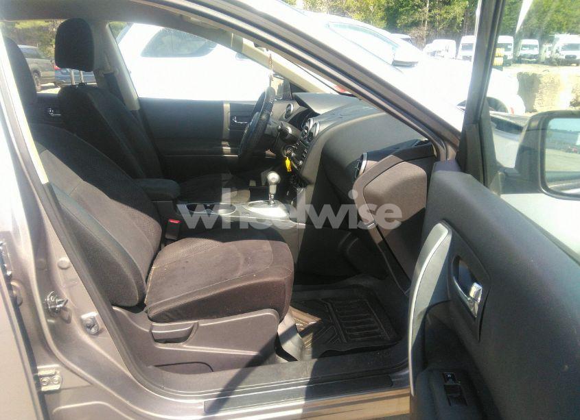 Photo 5 of 2015 Nissan Rogue SELECT S (VIN JN8AS5MV1FW753967)