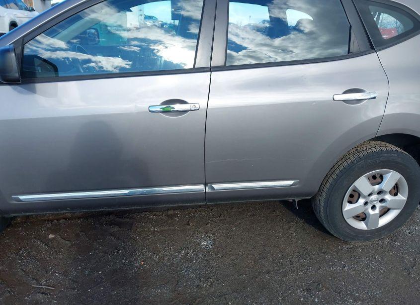 Photo 6 of 2015 Nissan Rogue SELECT S (VIN JN8AS5MV1FW754391)