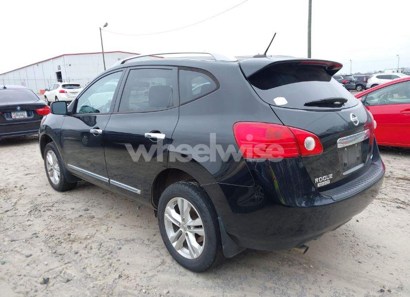 Photo 3 of 2015 Nissan Rogue SELECT S (VIN JN8AS5MV1FW762149)