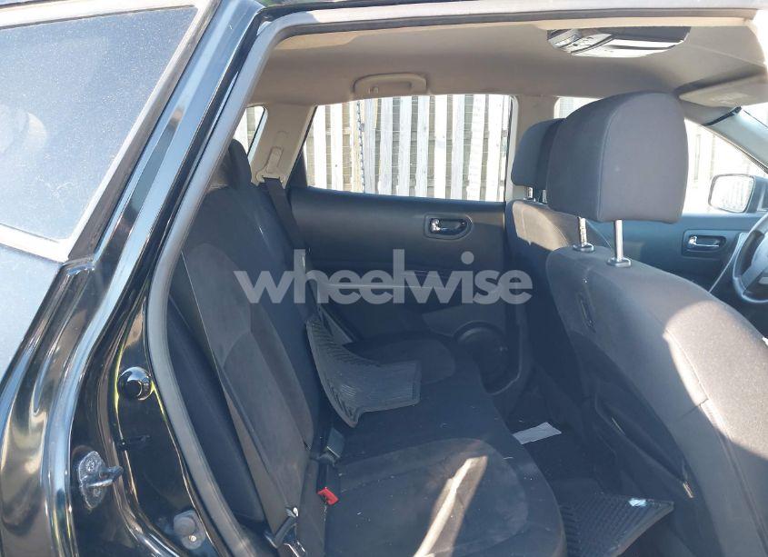 Photo 8 of 2010 Nissan Rogue S (VIN JN8AS5MV2AW103229)