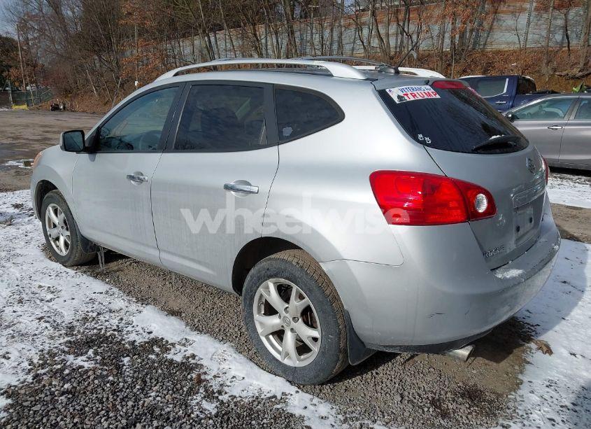 Photo 3 of 2010 Nissan Rogue SL (VIN JN8AS5MV2AW121634)