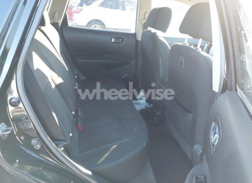 Photo 8 of 2010 Nissan Rogue S (VIN JN8AS5MV2AW125537)