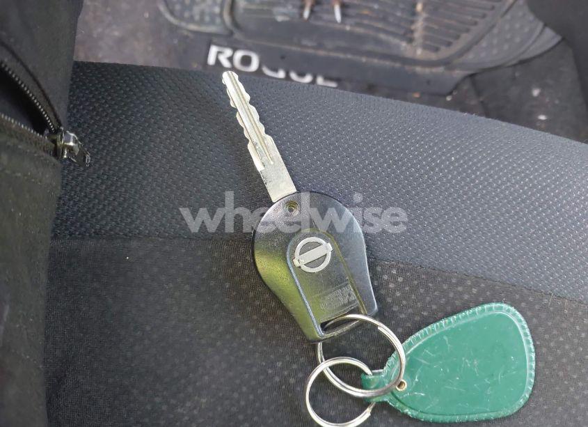 Photo 11 of 2010 Nissan Rogue S (VIN JN8AS5MV2AW125926)