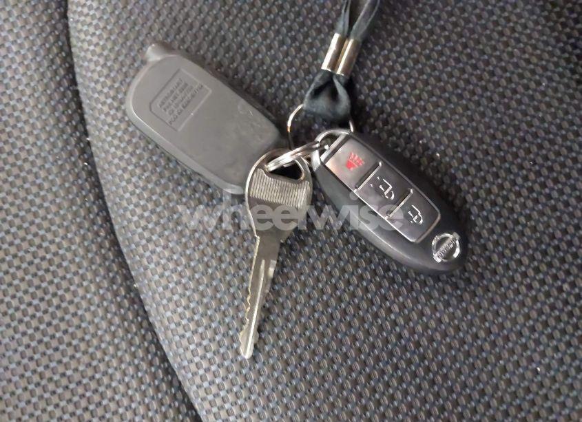 Photo 11 of 2010 Nissan Rogue SL (VIN JN8AS5MV2AW130642)