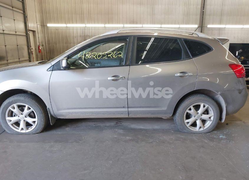 Photo 15 of 2010 Nissan Rogue SL (VIN JN8AS5MV2AW130642)