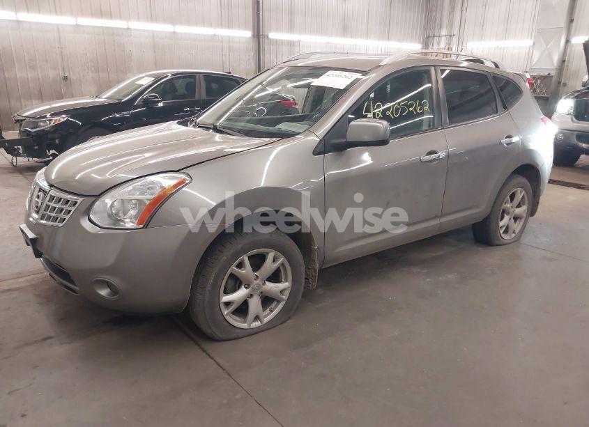 Photo 2 of 2010 Nissan Rogue SL (VIN JN8AS5MV2AW130642)