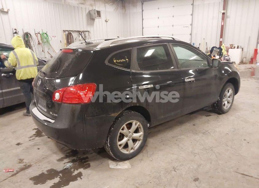 Photo 4 of 2010 Nissan Rogue SL (VIN JN8AS5MV2AW135050)