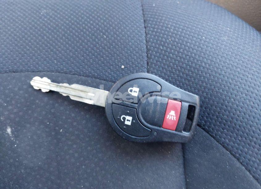 Photo 10 of 2010 Nissan Rogue S (VIN JN8AS5MV2AW607344)