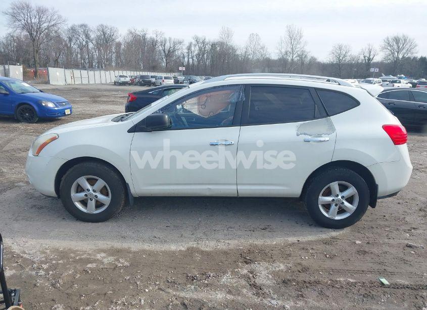 Photo 13 of 2010 Nissan Rogue S (VIN JN8AS5MV2AW607344)