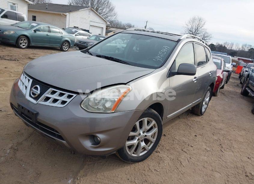 Photo 2 of 2011 Nissan Rogue SV (VIN JN8AS5MV2BW260678)