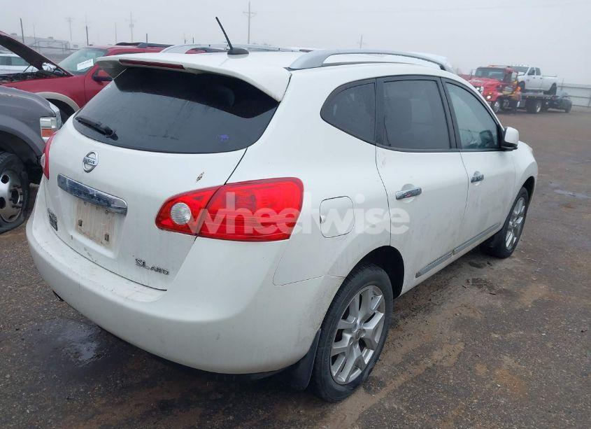 Photo 4 of 2011 Nissan Rogue SV (VIN JN8AS5MV2BW273477)