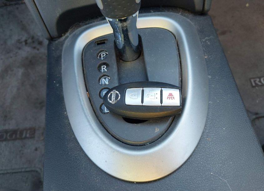 Photo 11 of 2011 Nissan Rogue SV (VIN JN8AS5MV2BW285421)