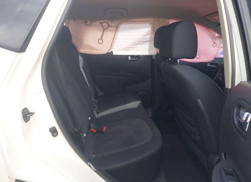 Photo 8 of 2011 Nissan Rogue S (VIN JN8AS5MV2BW293065)