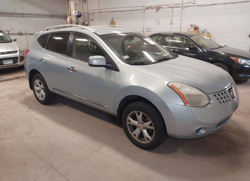 2011 Nissan Rogue SV (VIN JN8AS5MV2BW302072) main photo